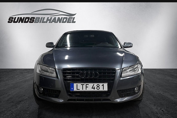 Audi a5 Coupé 3.0 TDI quattro S Tronic A-Traktor 2 of 13