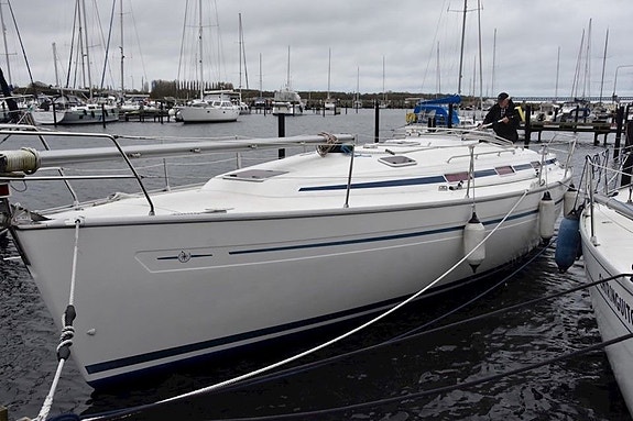 Bavaria 38 Cruiser 3 of 13
