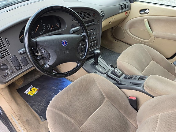 Saab 9-5 5 of 5
