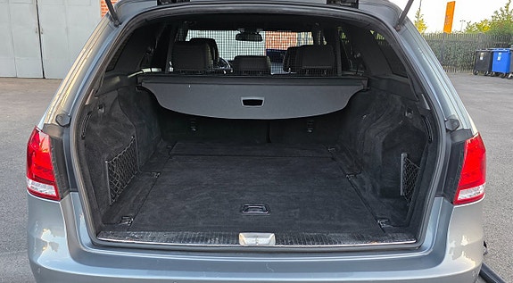 Mercedes-Benz E220 8 of 12