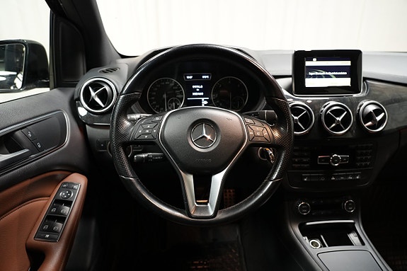 Mercedes-Benz B180 8 of 10
