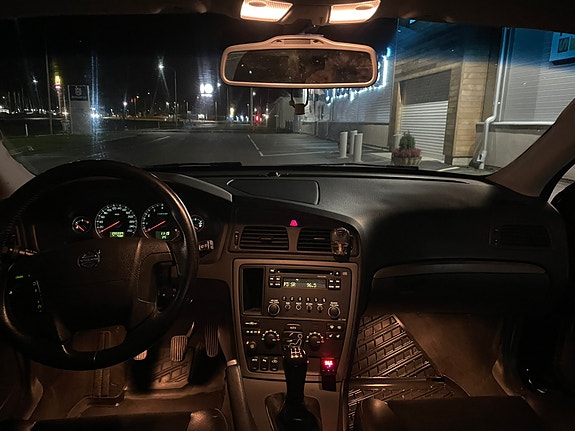 Brugt Volvo V70 2.4