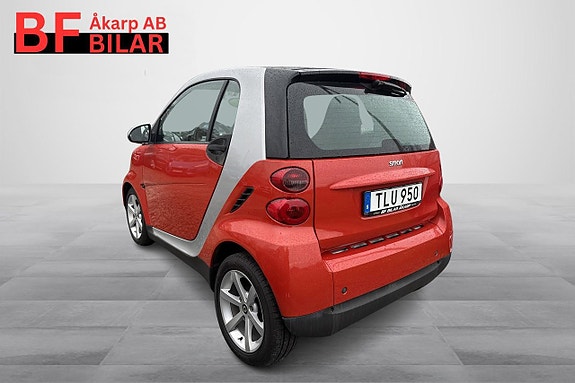 Smart Fortwo 2 of 6