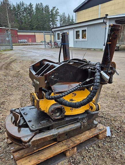Engcon EC 30 Grip S80