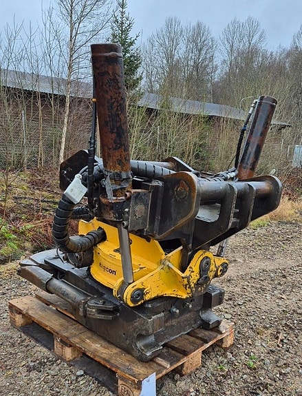 Engcon EC 30 Grip S80 2 of 7