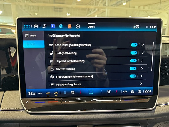 Volkswagen Tiguan 15 of 22