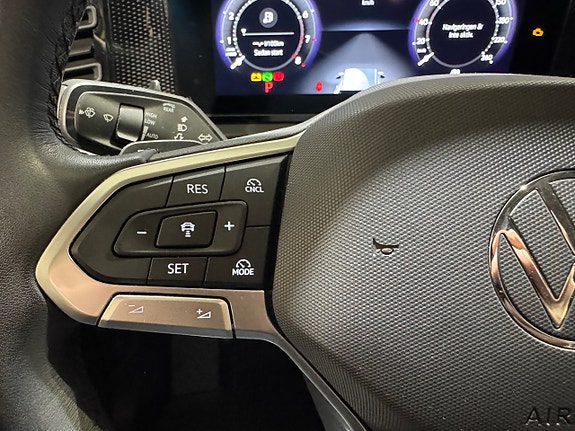 Volkswagen Tiguan 9 of 22