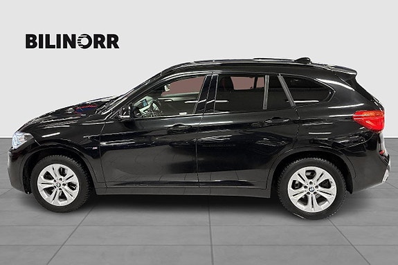 BMW X1 4 of 5