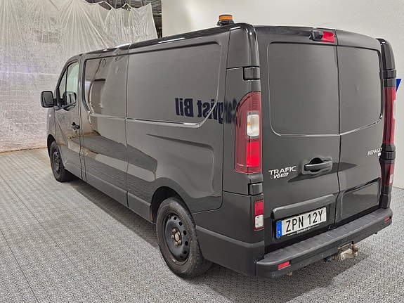 Renault Trafic 5 of 9