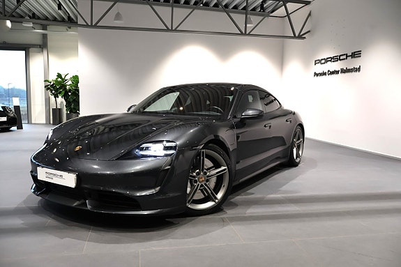 Porsche Taycan Turbo