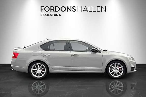 Skoda Octavia 6 of 25