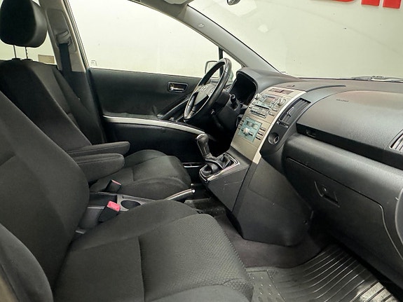 Toyota Corolla Verso 10 of 12