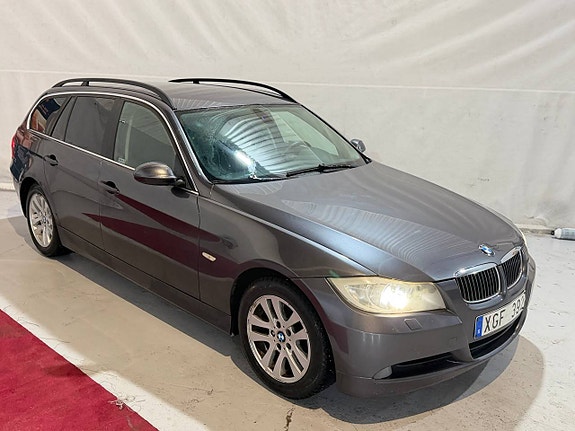 BMW 320i