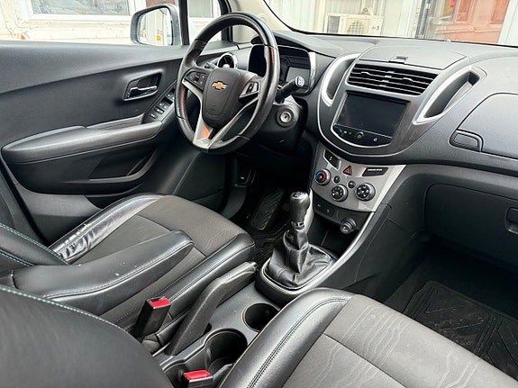 Chevrolet Trax 6 of 13
