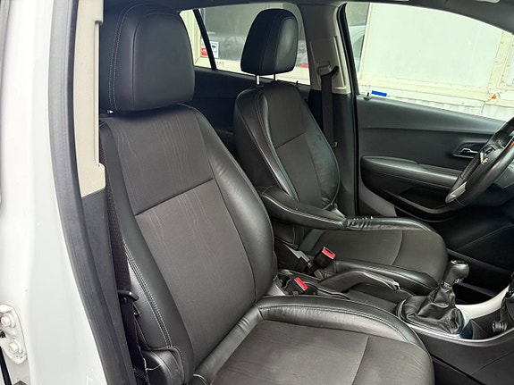 Chevrolet Trax 4 of 13