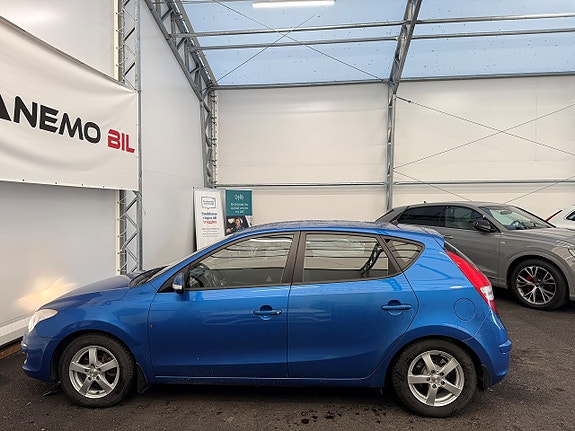 Hyundai i30 8 of 14