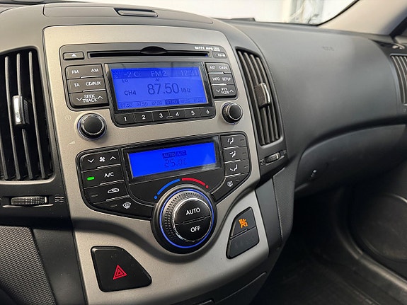 Hyundai i30 13 of 14
