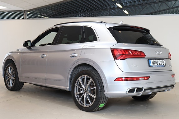 Audi Q5 4 of 5