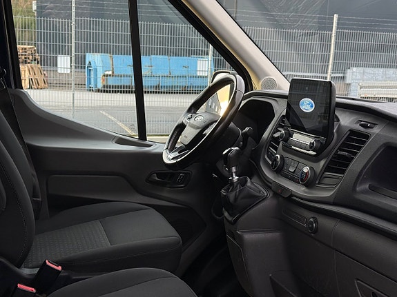 Ford Transit 5 of 5