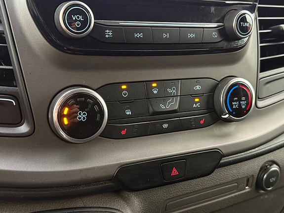 Ford Transit 9 of 13