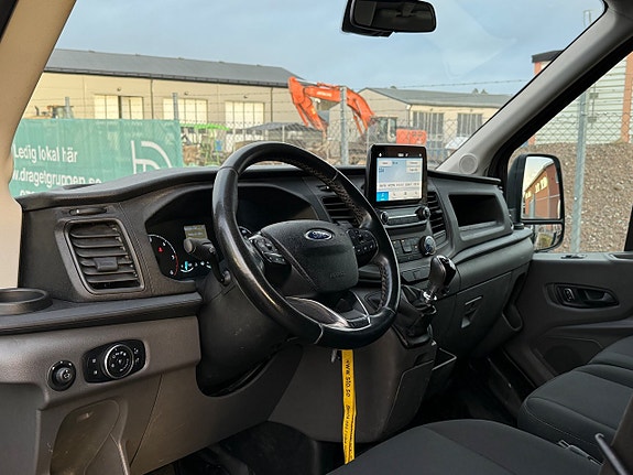 Ford Transit 7 of 13
