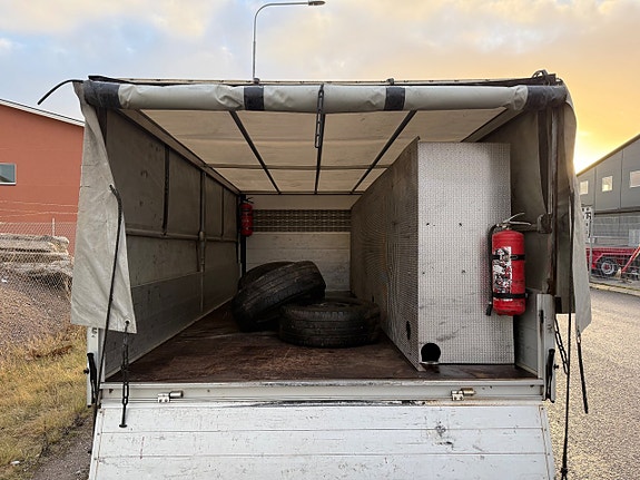 Ford Transit 12 of 13