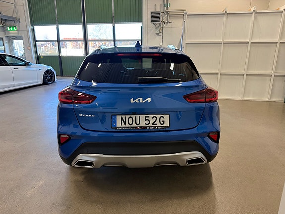 Kia XCeed 2 of 5