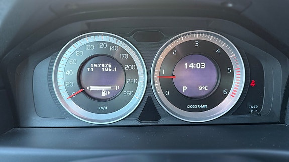 Volvo V70 5 of 27