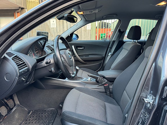 BMW 118i 10 of 19