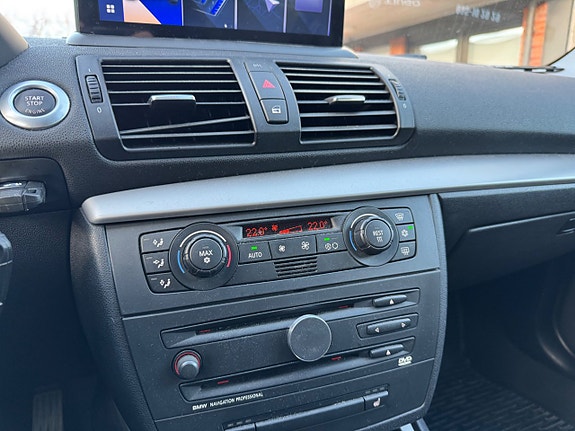 BMW 118i 15 of 19