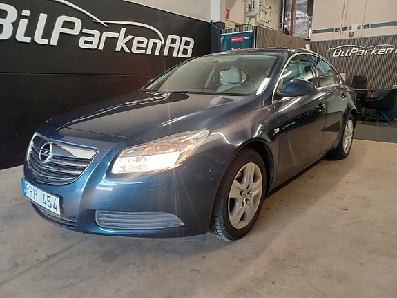 Opel Insignia 2 of 13