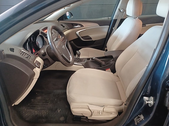Opel Insignia 10 of 13