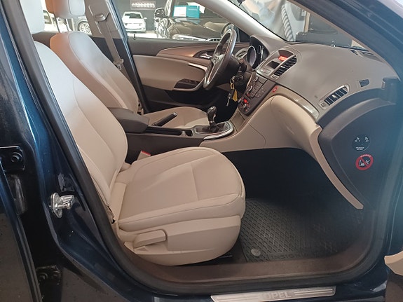 Opel Insignia 8 of 13