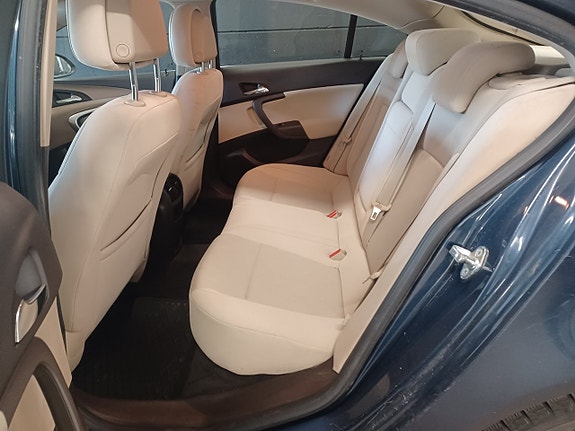 Opel Insignia 9 of 13
