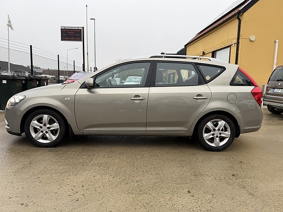 Kia Ceed 11 of 12