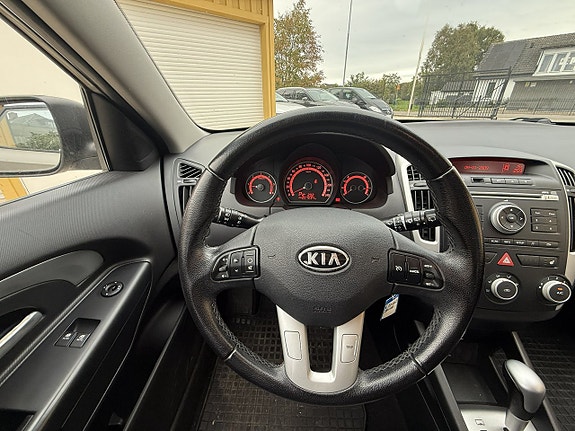 Kia Ceed 10 of 13