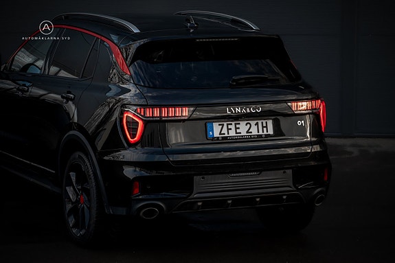 Lynk & Co 01 18 of 25