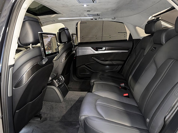 Audi A8 14 of 29
