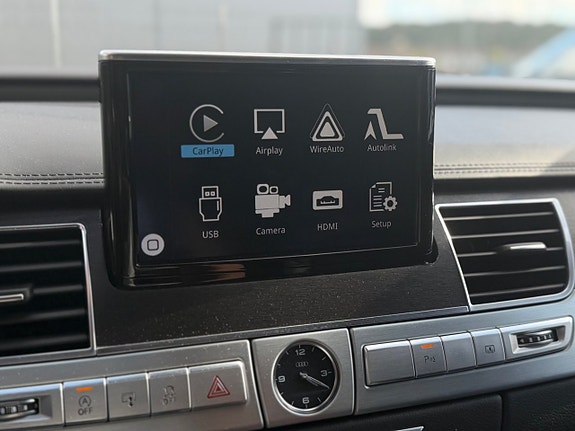 Audi A8 27 of 29