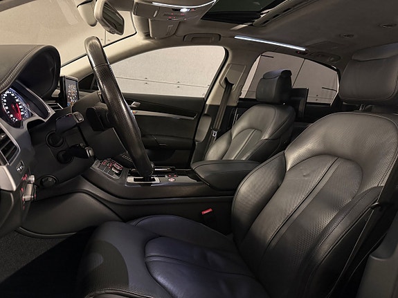 Audi A8 10 of 29