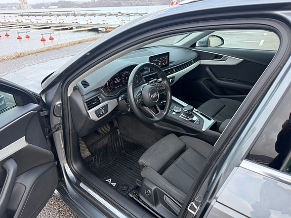 Audi A4 8 of 14