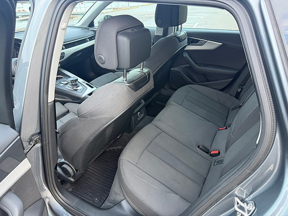 Audi A4 9 of 14