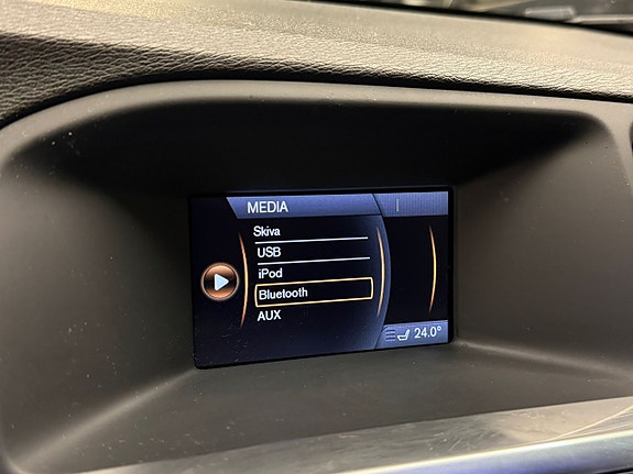 Volvo V60 13 of 17