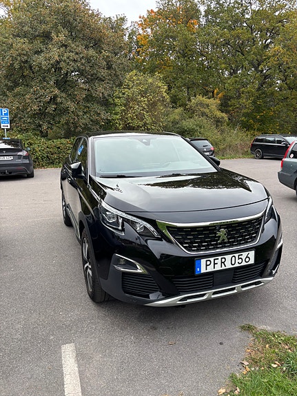 Peugeot 3008 3 of 5
