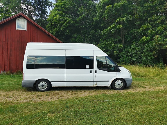 Ford Transit 12 of 12