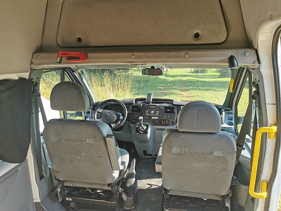 Ford Transit 7 of 12