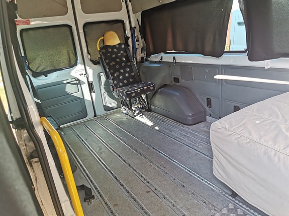 Ford Transit 4 of 12