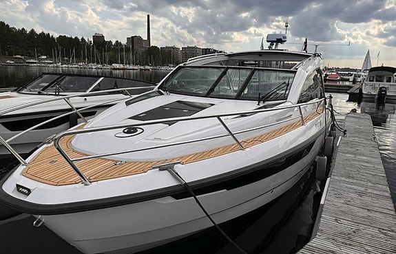 Flipper 900 ST / 2 x Mercury 225 HK / 2023 / 12 147  kr/mån