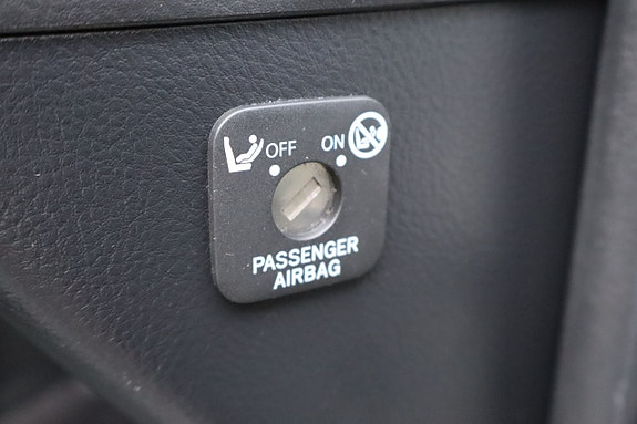 Toyota RAV4 21 of 27