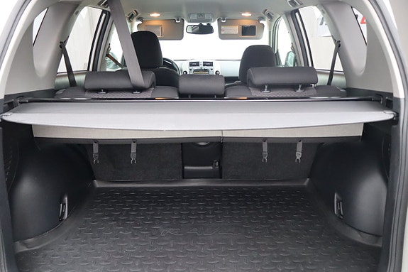 Toyota RAV4 19 of 27